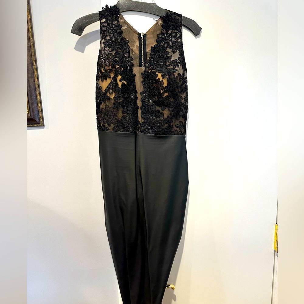 Women’s blackk sleeveless lace leather dress size 10